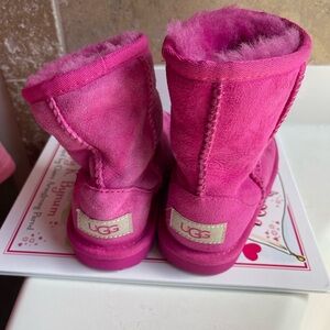 Toddler girls Uggs